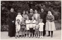 The Sochorec family (grandmother, parents, mother's siblings, Rostislav and his sisters, his cousins)