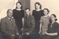 Rodina Sochorcova v roce 1947