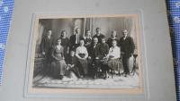The family: grandmother, grandfather and their 11 children. The mother is behind the grandmpther on the right
