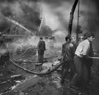 Fire extinguishing on Vinohrady, August 21, 1968