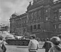 Střelbou poškozené Národní muzeum, 21. srpen 1968