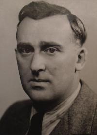 Ivův otec  Klempíř 1904 - 1946