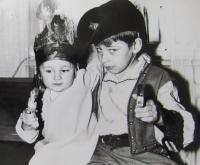 Děti manželů Loubalových, maškarní 2. 3. 1968