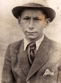 Leopold Färber as a child, he lived in Boskovice