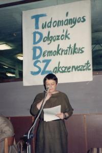 Lengyel Gabriella a Tudományos Dolgozók Demokratikus Szakszervezetében, 1989
