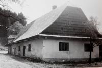 Rodný dům otce v Malé Moravě
