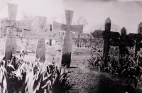 Hrob otcova bratra Huga Wintera v Rusku