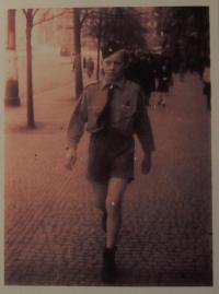 Karel Plocek jako skaut v roce 1945