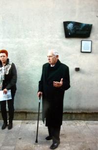 Memorial unveiling of the White Lady