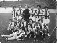 Team of foreign students in 1971 in Krakow. Tadeusz Wantuła as a goalkeeper