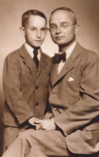Jaroslav with his father Miloslav, 1942