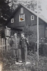 Dům v Domašově v němž na konci války sídlila německá vojenská policie chytajíci dezetéry z wehrmachtu