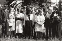 Confirmation of voung people from Prosetín and from Olešnice - Olešnice 1990 - Pavel Kalus first on the right