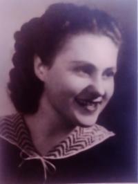 maturitní foto Evy Čapkové