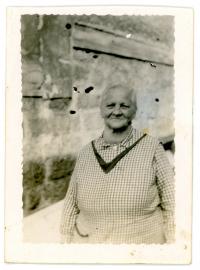 17 - Otylie Vagnerova (born Brabcova), grandmother