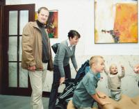 Vernisáž výstavy manžela Jaroslava Kříže, rodina, Praha 2005