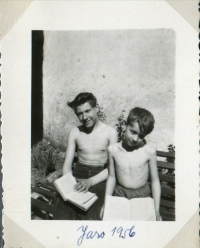 Oldřich Hamera with his brother Michal, 1956