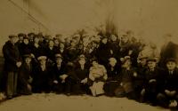 Sbor evangelických zpěváků z Michalovky - Volyň (otec pamětnice čtvrtý zprava v dolní řadě), Michalovka, před 2. sv. v.