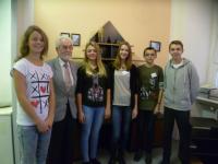 Václav Hrůza and the students from the Elementary School of Edvard Valenta, interview for the project "Stories of our Neighbours"