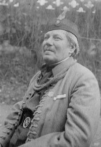 Grandpa of Dagmar Procházková nee Weitzenbauerové, he is co-founder of Sokol in Střešovicíh