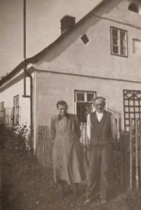 Prarodiče Anna a Josef Schrothovi 