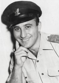 V pilotní škole, cca 1950