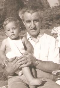 Milena s otcem, Praha 1936