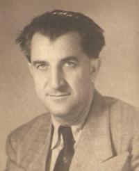 Prof. Krajina, otec pamětnice, Praha 1947/48
