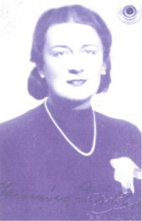 Maminka Jarmila Drábková (1905-1983)