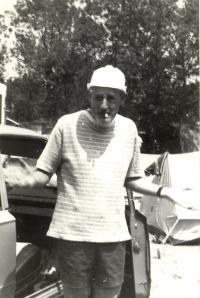 Vilmos Sós at the Bulgarian coast, 1976