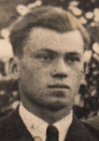 bratr pamětníka Jaroslav; zahynul v září r. 1944 Na Dukle