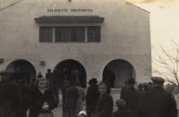 kostel v Chotiněvsi cca v polovině 50. let 20. stol.