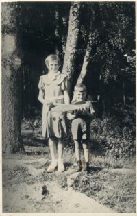 sourozenci Věra a Zdeněk Rerychovi