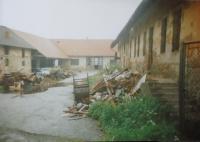 Statek v Lensedlech č.p.15 - vrácen v restituci 1992