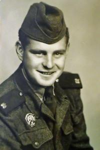 Miloslav Zídka - na vojně