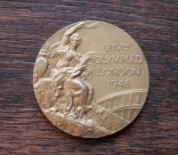 14 - zlatá olympijská medaile - OH Londýn rok 1948 - líc
