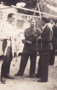 1947 - Matěj Komosný in the military service, at home in the confirmation of his brother Frantisek and his cousin Jan