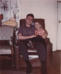 1965 - Houston, Petr Esterka: "To jsem se synem těch lidí, co jsem u nich v Houstonu. Je asi čtyři roky starý. Moc rozumné dítě."