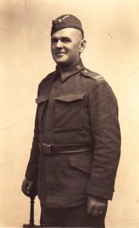 Antonín Dekoj během mobilizace v roce 1938