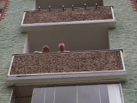 Pamětnice a její současný přítel Walter při loučení po natáčení, Kraslice, 2016