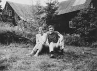 Karel Polanský se svojí budoucí manželkou, červenec 1969