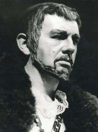 V roli dona Carlose (Filip II, 1976)