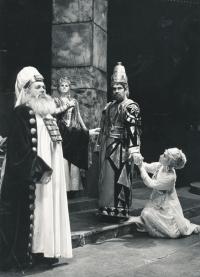 V roli Zachariáše (Nabucco, Košice, 1996)