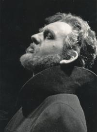 V roli Prosica (Sicilské nešpory, Ostrava, 1961)