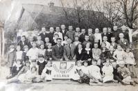 At school in Malín in Volhynia. Viktor Hnízdil fourth from right in the top row