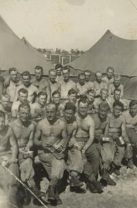 Jóżef Kuś during the reconstruction of Warsaw, 3.09.1949 (obverse)