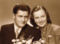 Rodiče Lubomír a Marie Mlčochovi, kolem roku 1948