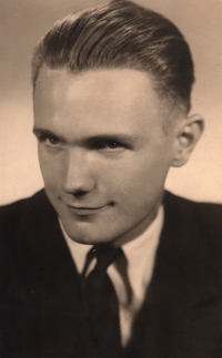 Bratr Miroslav, velvyslanec v USA a Británii