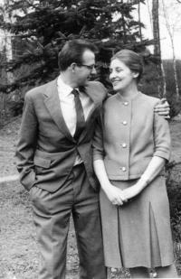 1963 - s manželkou 