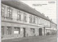 3. Historické budovy v Třebízského ulici